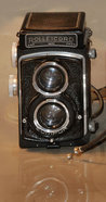 Двухобъективный зеркальный фотоаппарат Ролейкорд. 1936-47г.г. Германия.