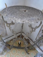 Столик литой белый чугун 19 век