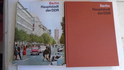 Berlin Hauptstadt der DDR. Фотоальбом  Берлин - столица ГДР. На немецком.Изд Leipzig 1971